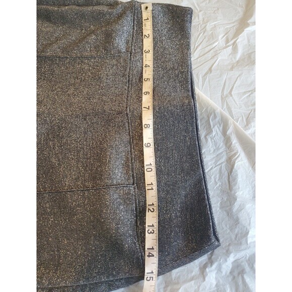 Womens Dessy Leggings Sz M Metallic Silver Pull On Mid Rise Apt 9 - Picture 3 of 9